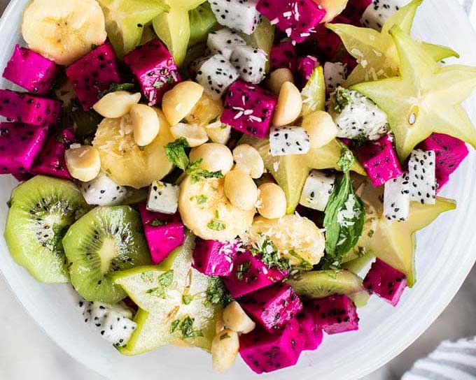 fruit du dragon en salade tropicale
